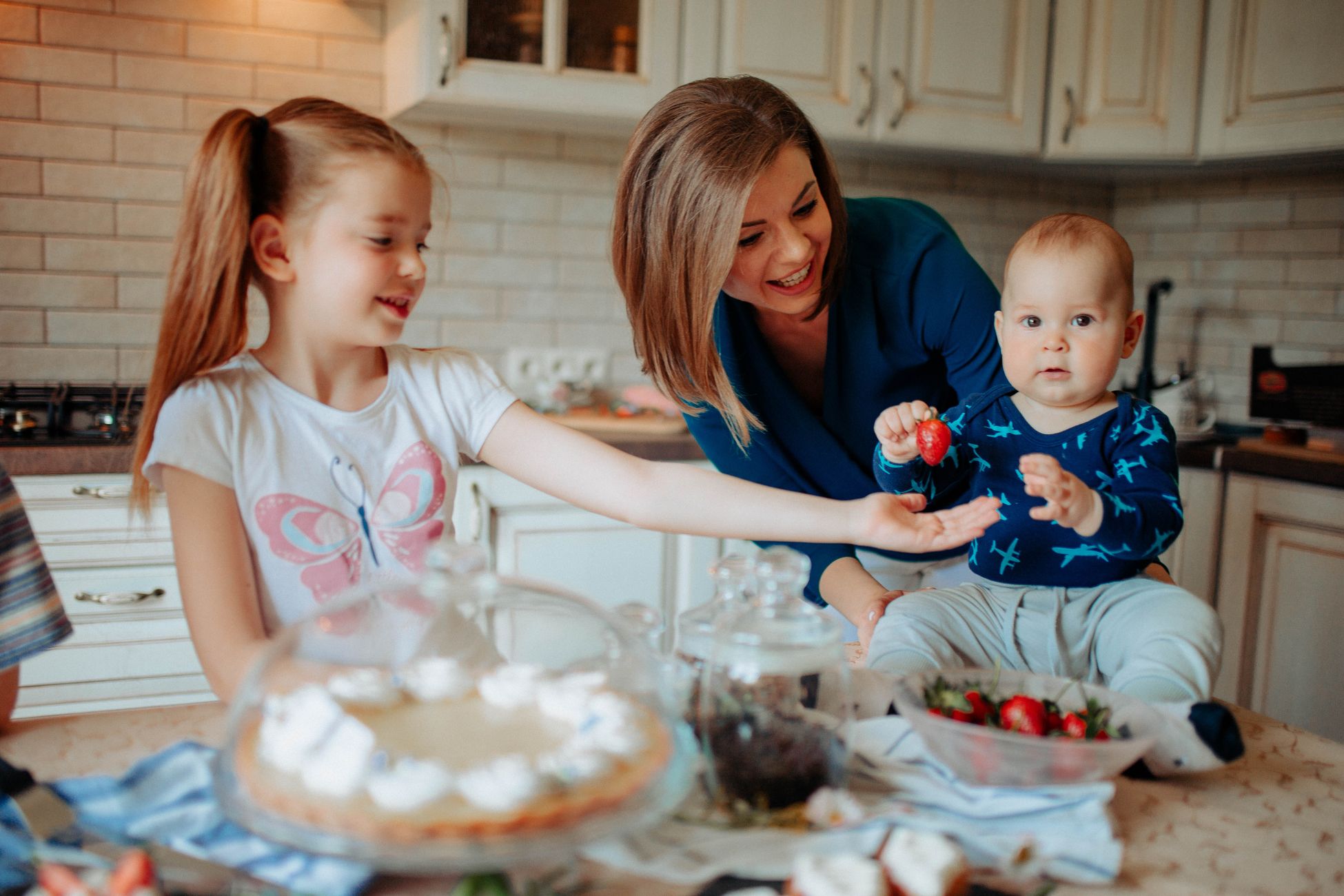 Vrouw voedt kinderen op met minder dan 800 euro per maand na uitblijven alimentatie