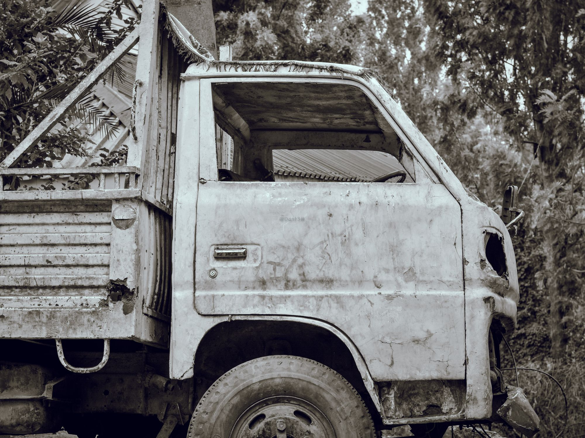 House Clearance in Elderslie, Scotland — house clearance team loading furniture into a van