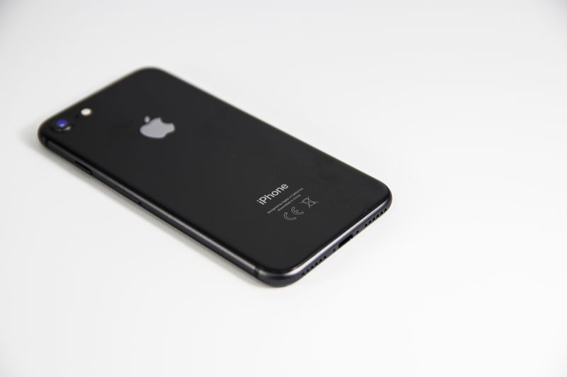 Sell your iPhone for cash in NYC
