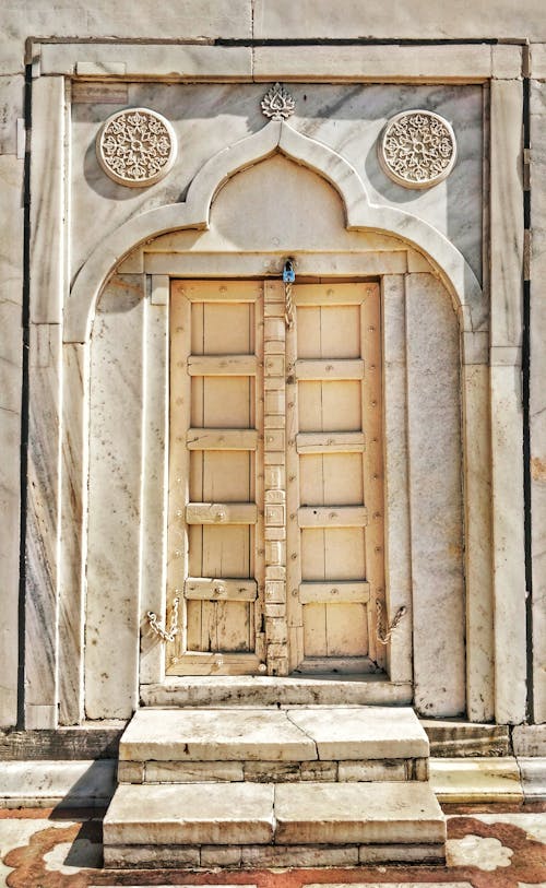 Kostnadsfri bild av antik, arkitektonisk design, dörr
