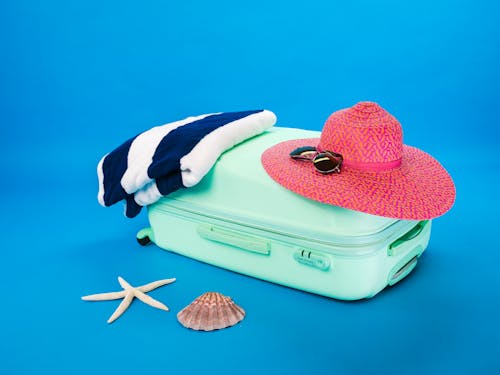 Packing Smart: Lake Essentials Vs Ocean Must-Haves