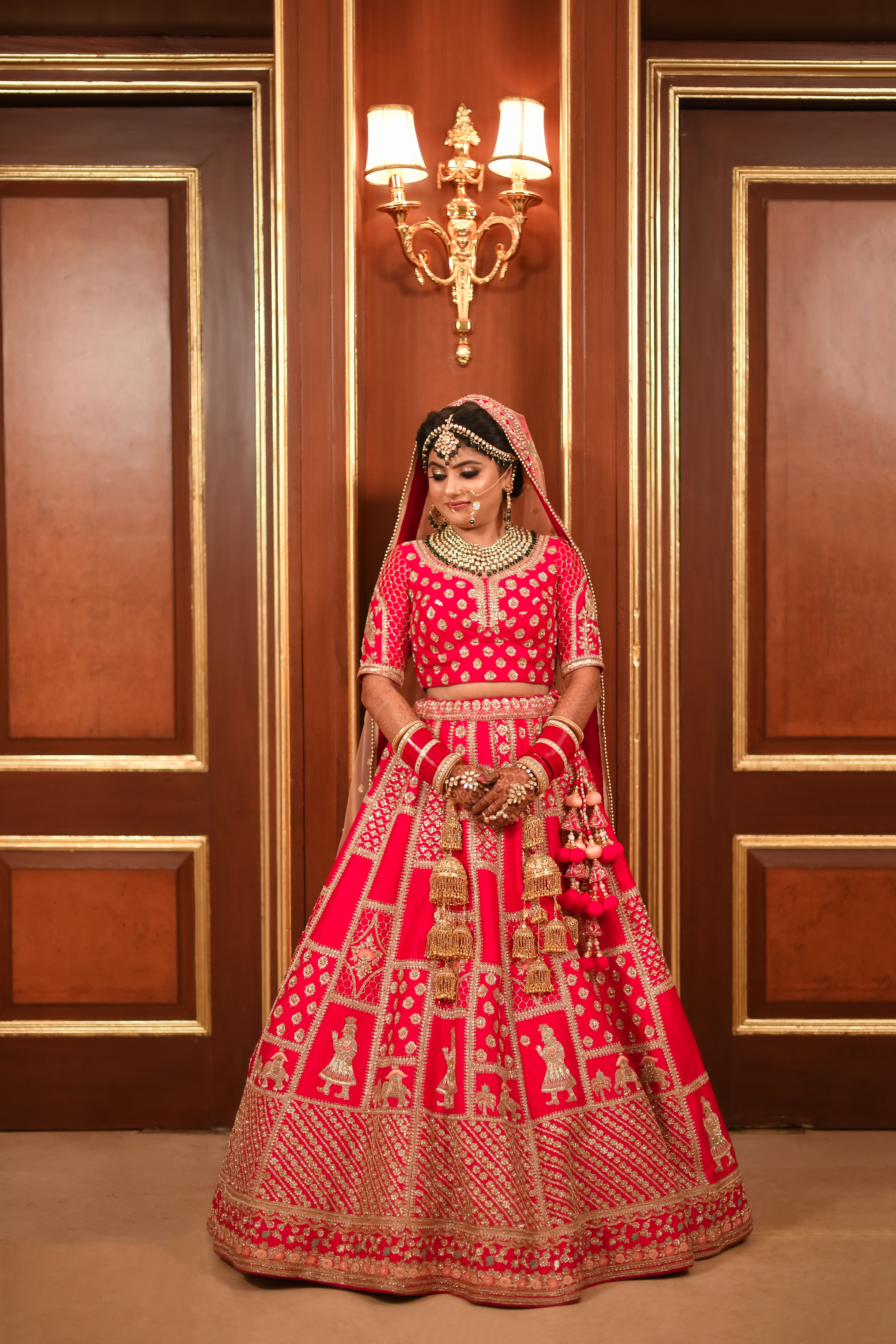 Bride in Traditional Indian Dress · Free Stock Photo