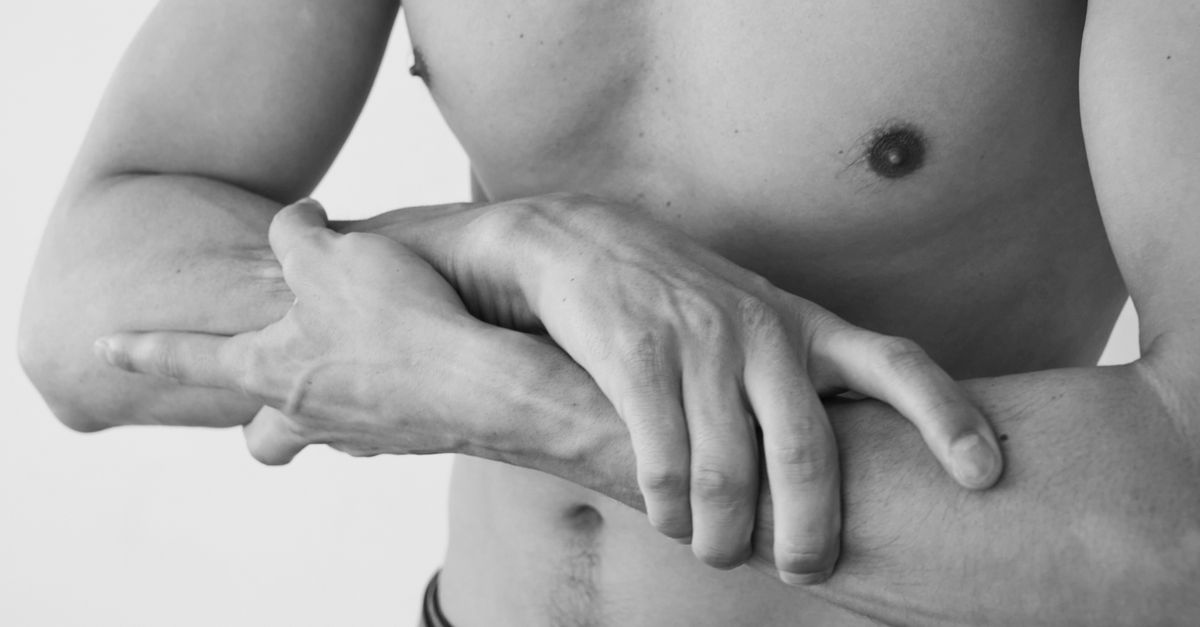 How to Tell if a Tingling Sensation is Multiple Sclerosis or a Vitamin Deficiency?
