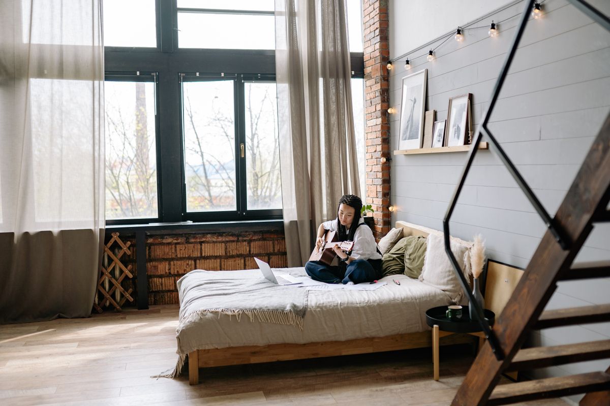student moves in Rochdale — Student Moves in Rochdale — the working end of the job