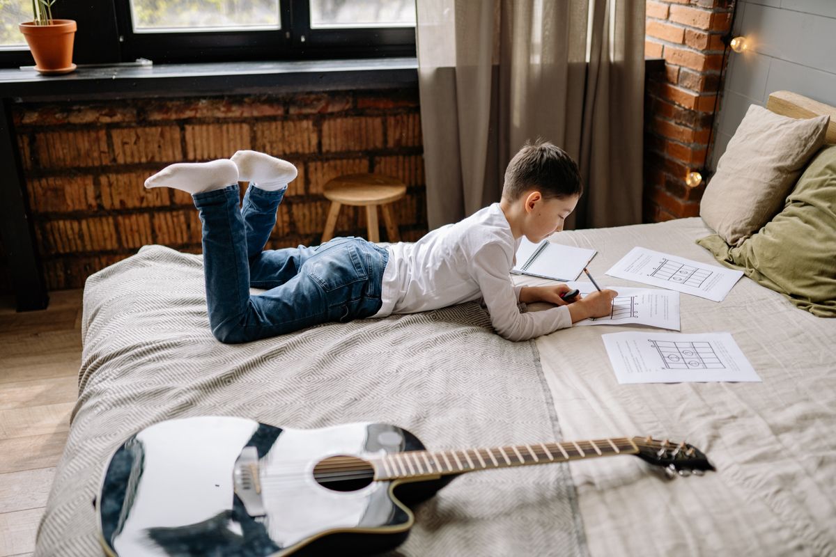 student moves in Murton — Student Moves in Murton — the working end of the job