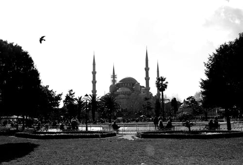 Free Grayscale Photo of Blue Mosque in Istanbul Turkey Stock Photo