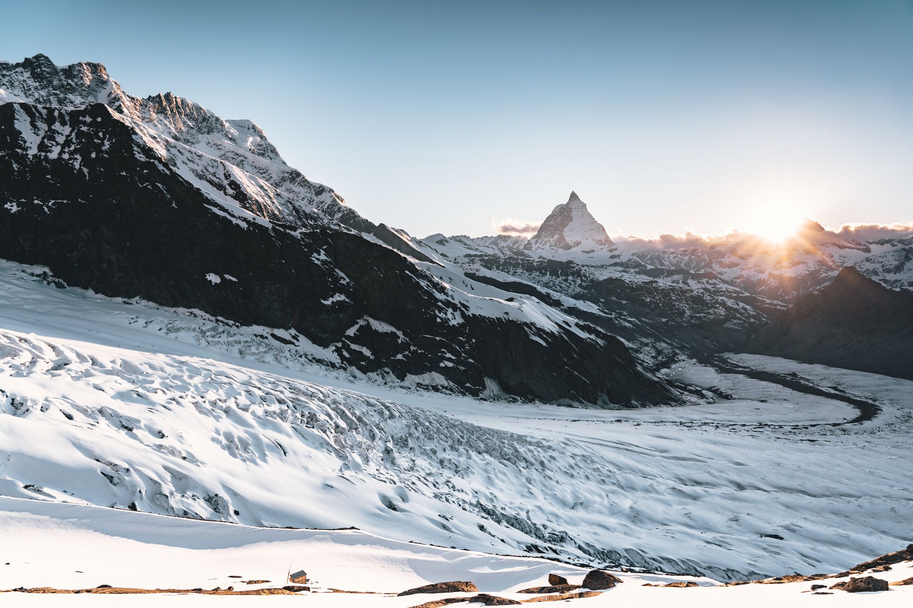Eiger's Shadow & Cliffside Thrills