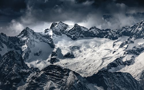 бесплатная Бесплатное стоковое фото с зима, пейзаж, покрытый снегом Стоковое фото