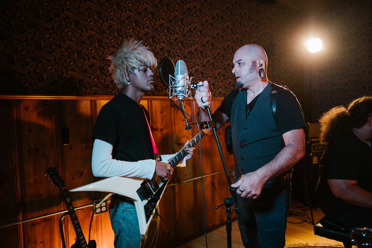 Fender CEO Faces Backlash Over Comments Comparing Musicians to 'Analog AI'