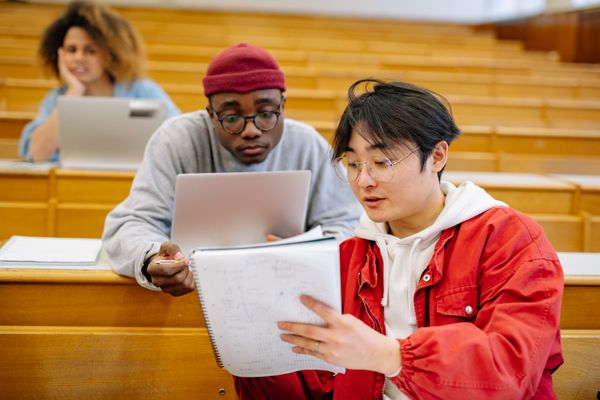 Students in theological discussion