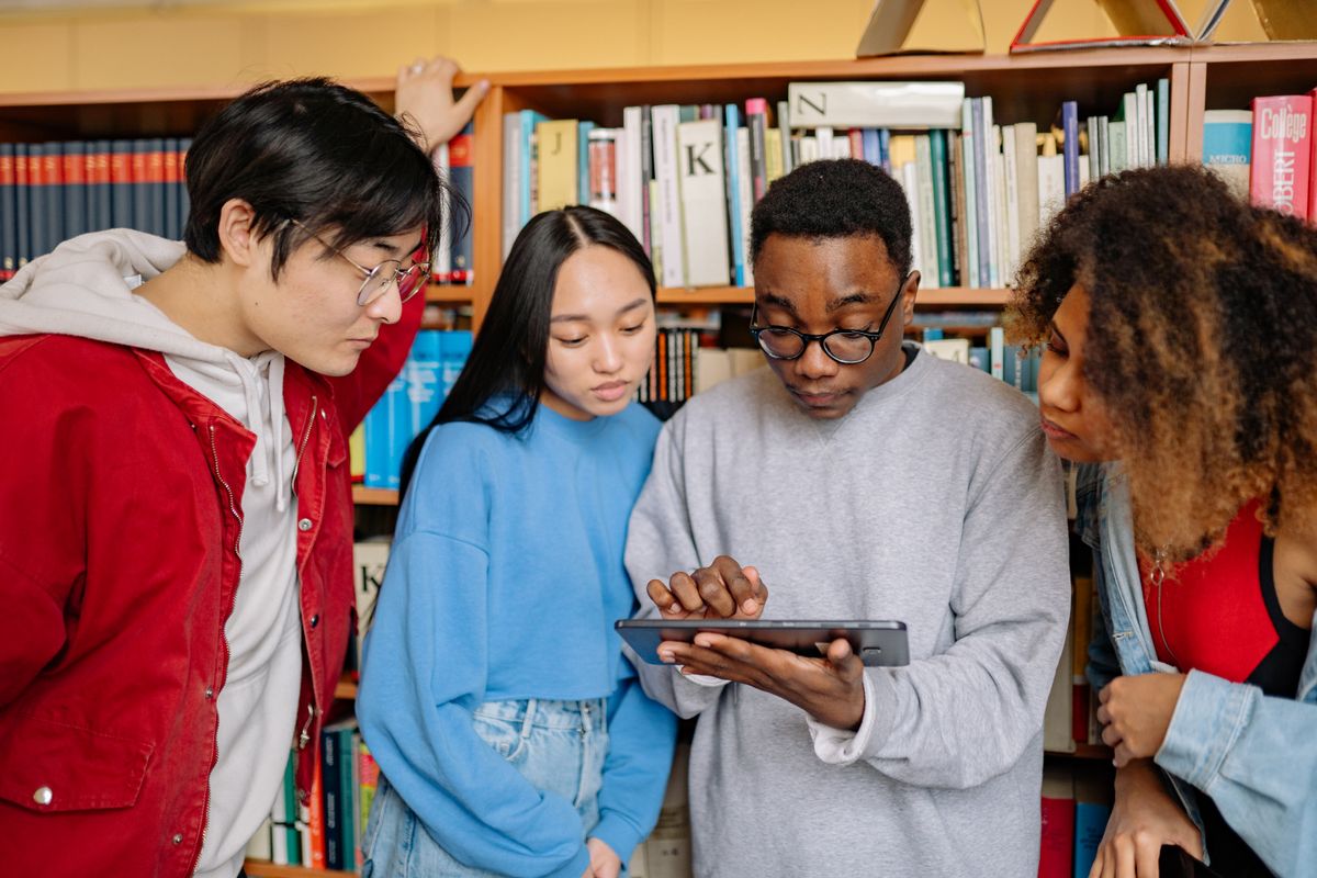 Build a Research Collaboration Workflow