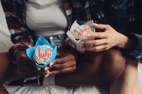 Gratis lagerfoto af 4. juli, bagværk, cupcakes