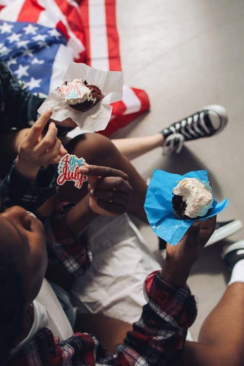 Gratis lagerfoto af 4. juli, bagværk, cupcakes