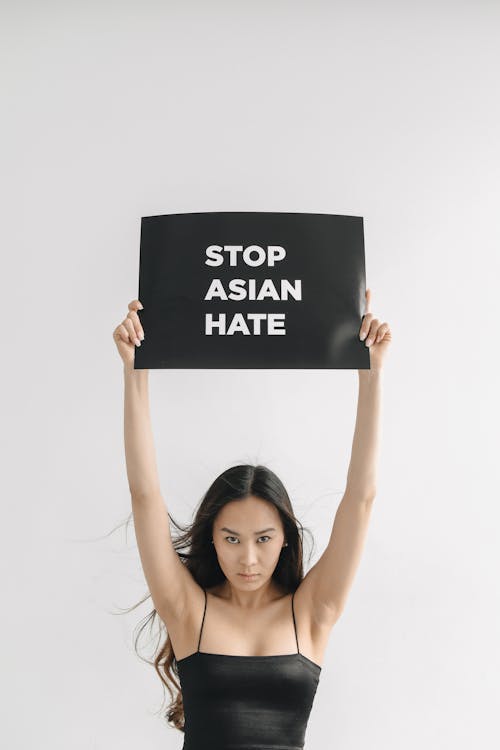 Бесплатное стоковое фото с азиатка, активность, белый фон