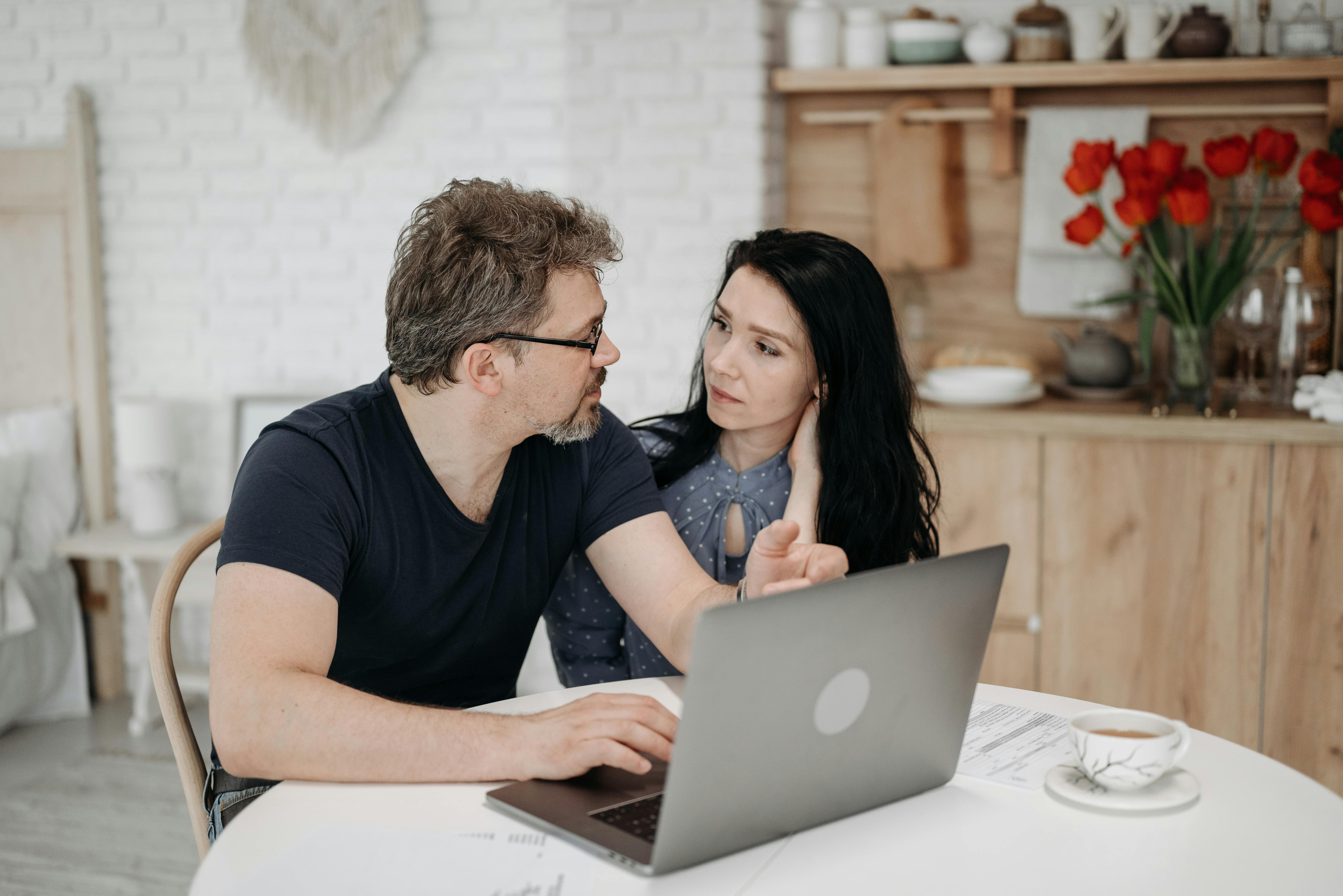 The best budgeting tips for couples planning for 2026 — Photo by Pavel Danilyuk on Pexels