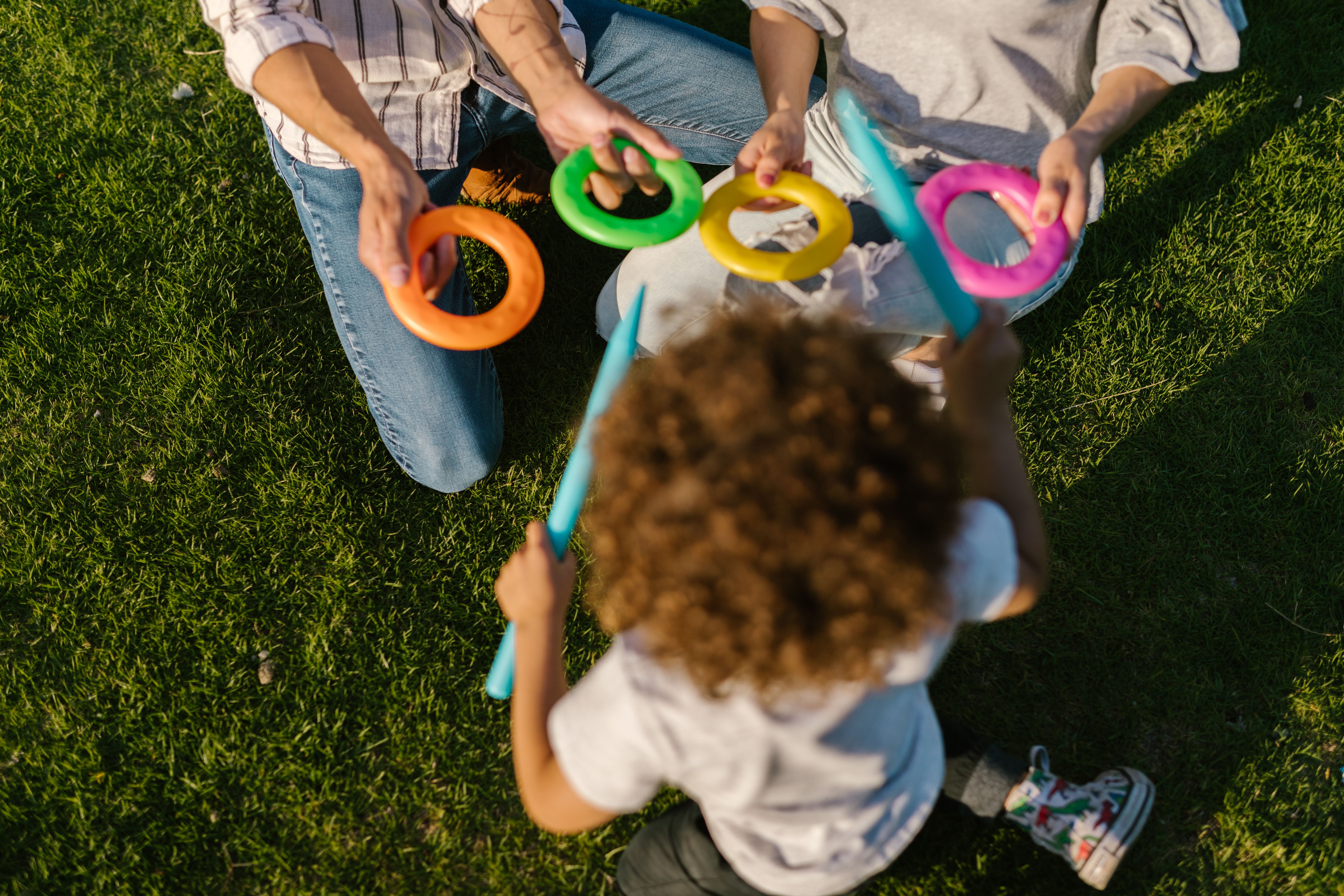 Sackhüpfspiel für Kinder — Empfehlung für Sackhüpfen veranstalten
