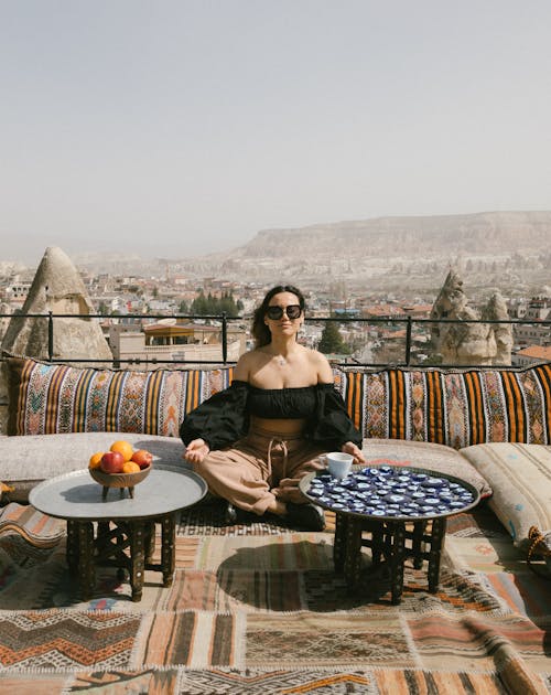 Kostenloses Stock Foto zu cappadocia, couch, fashion