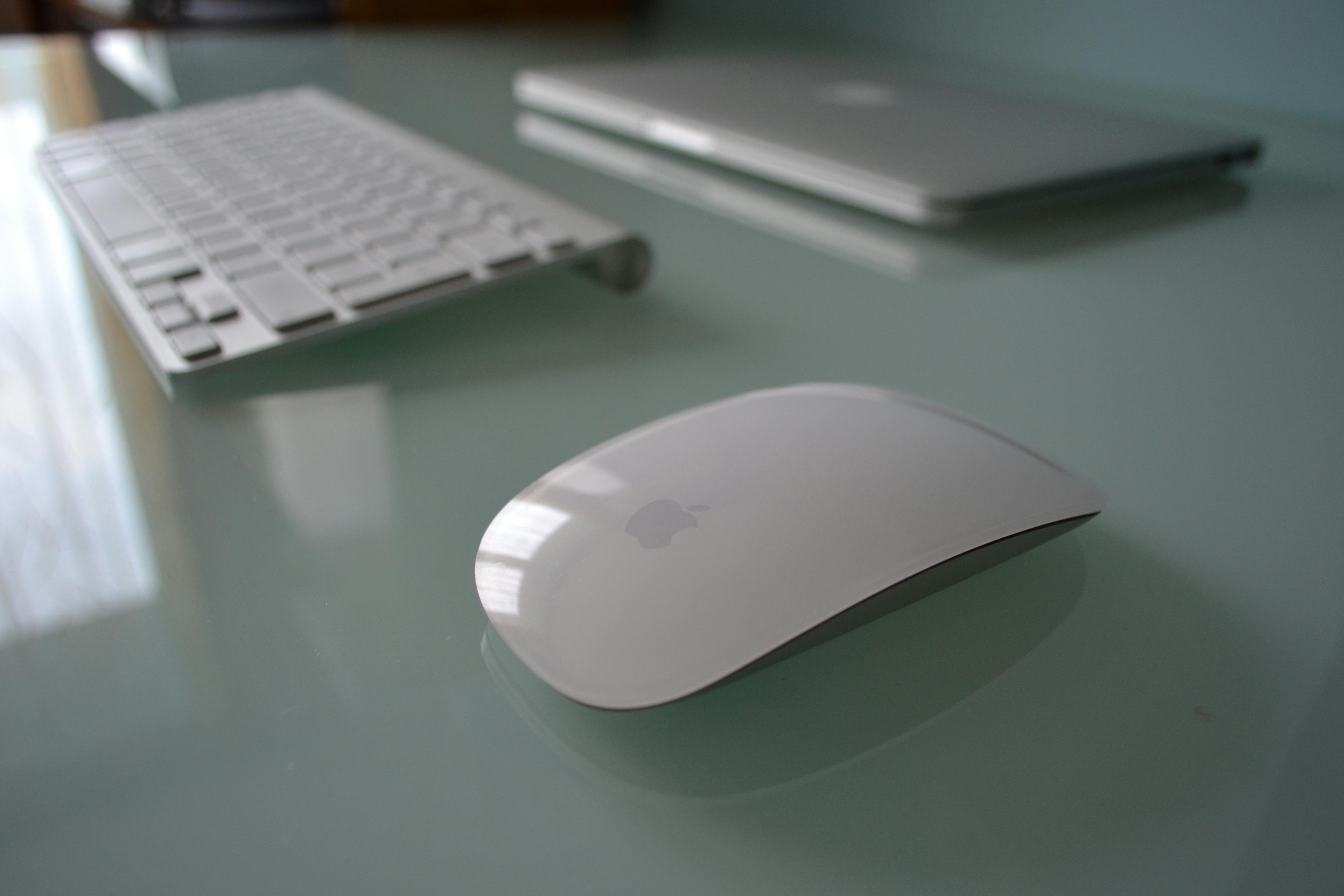 Free stock photo of apple keyboard, glass table, magic mouse