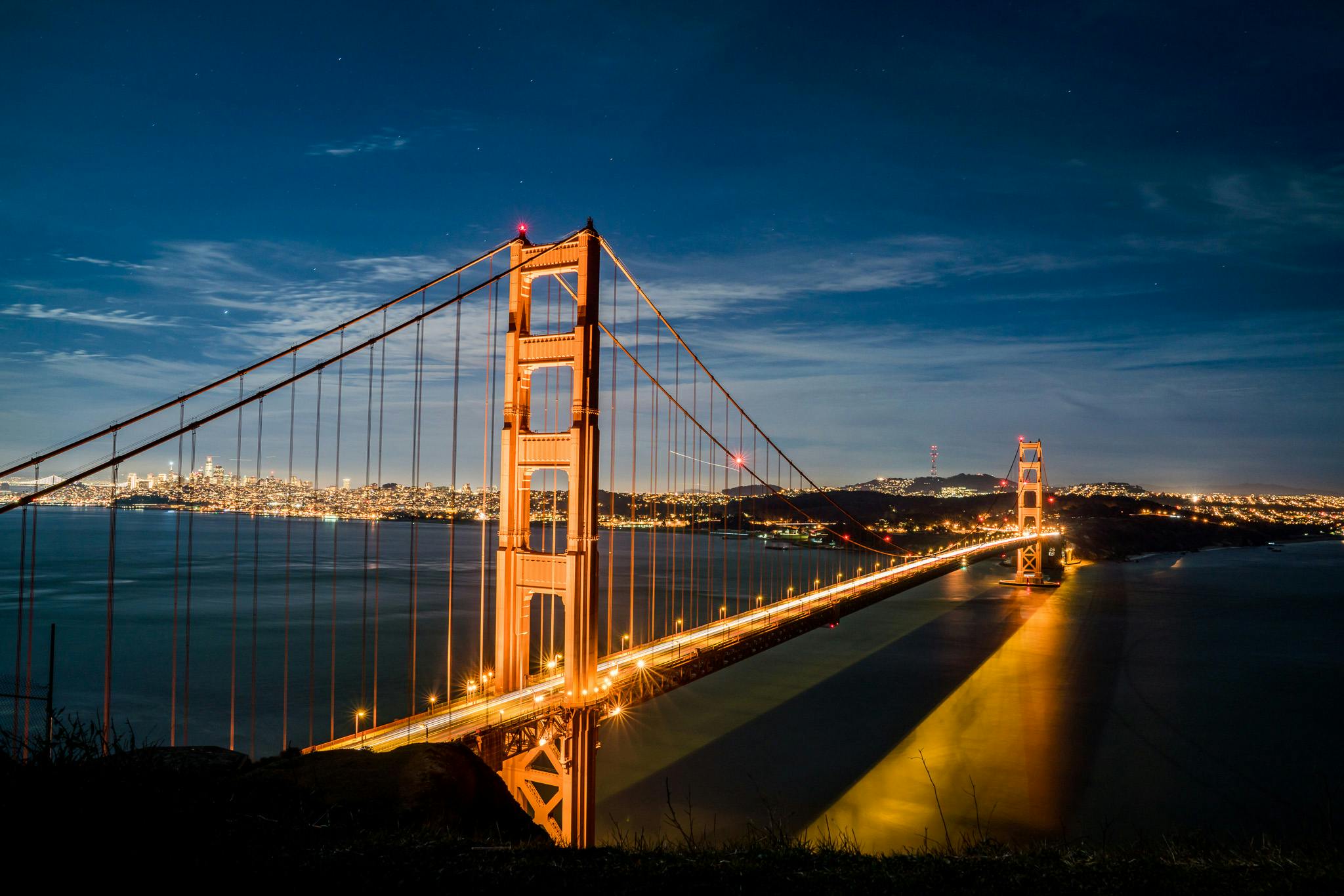 Golden Gate bridge fog wallpaper | 2560x1600 | 1089 | WallpaperUP