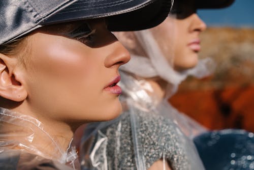 Základová fotografie zdarma na téma kavkazská žena, klobouk, koncepční