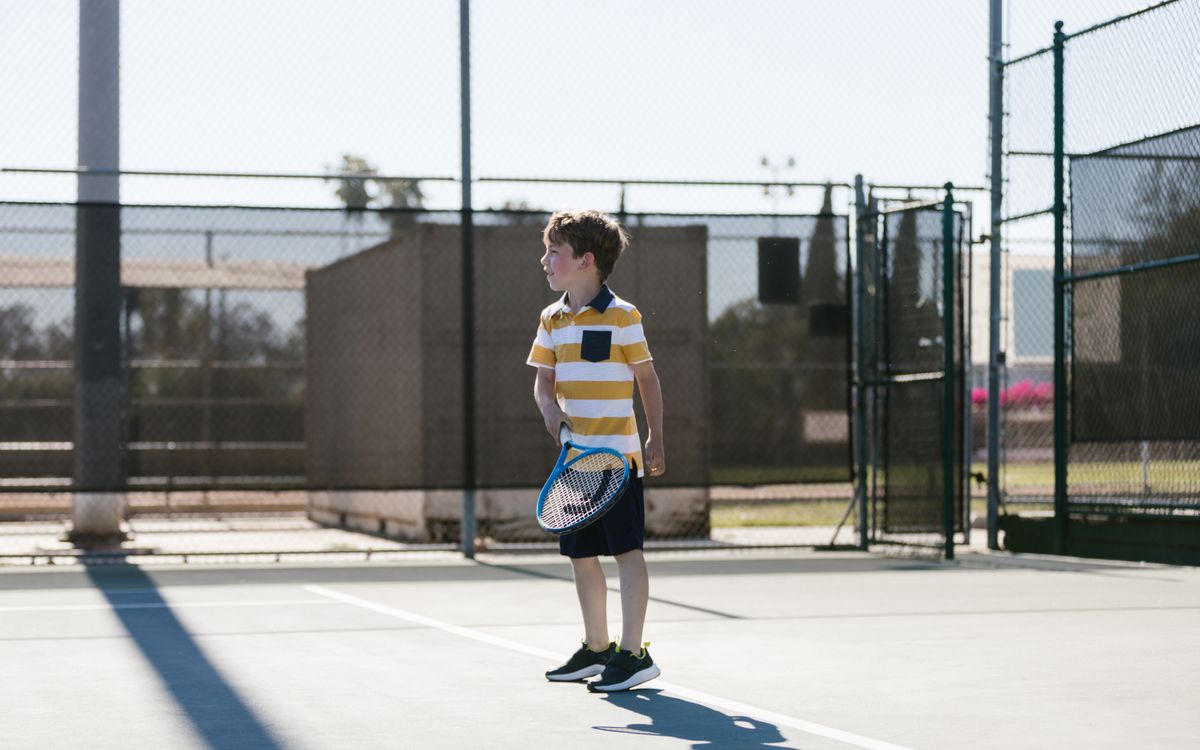 Tenis dla dzieci – od ilu lat i ile naprawdę kosztuje?