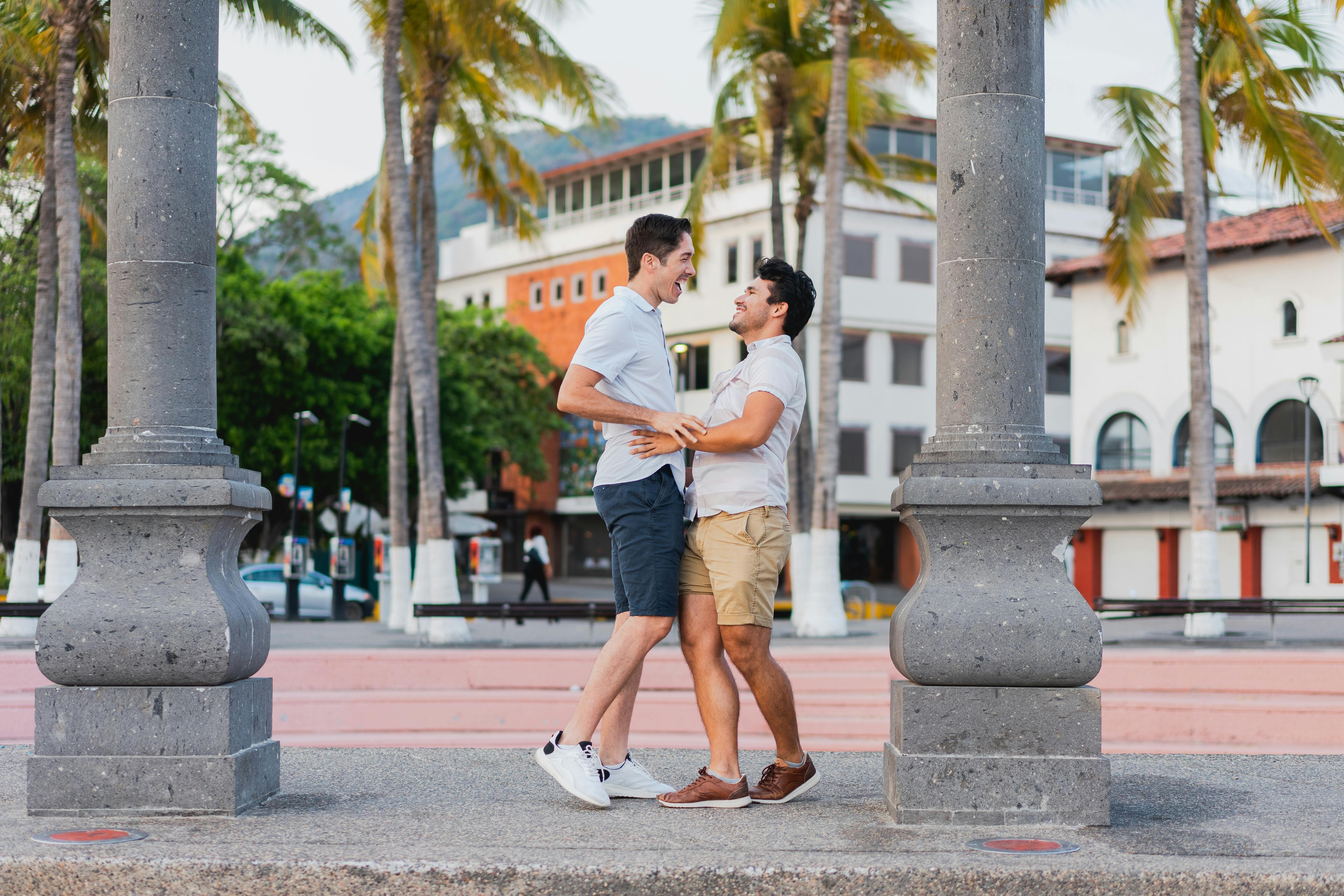 De donde son los viagras: origins, real talk on male wellness supplements, and what actually matters — Photo by Los Muertos C