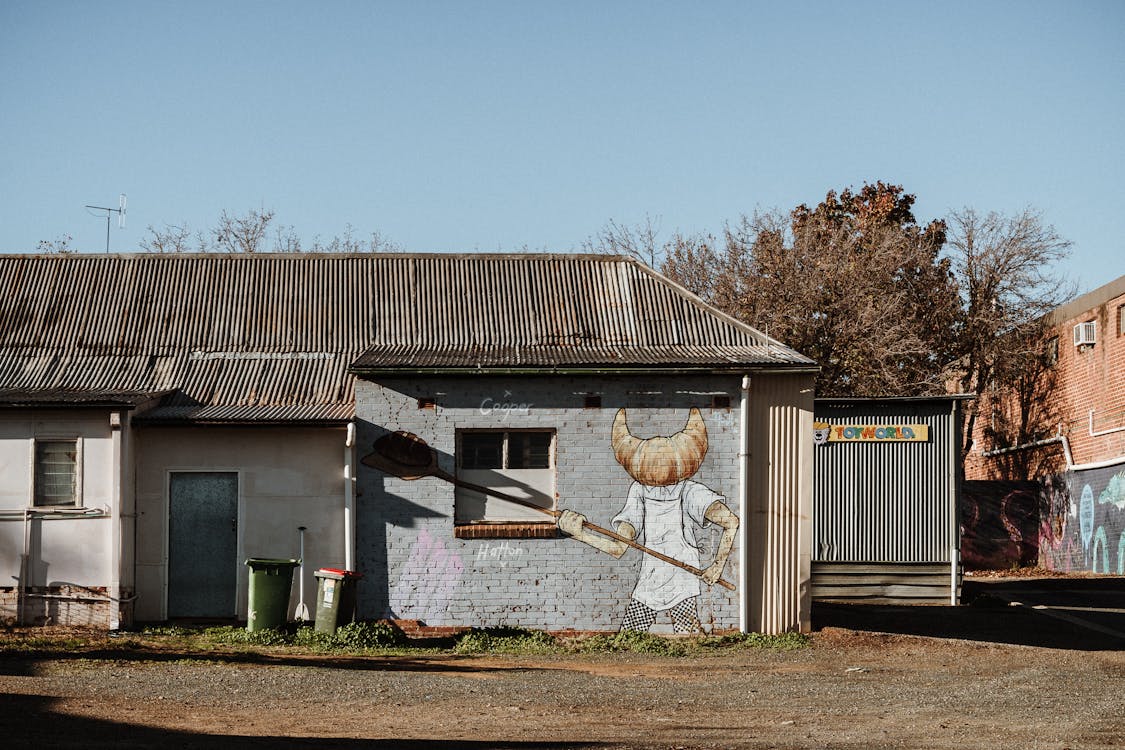 Creative Painting on Old Building