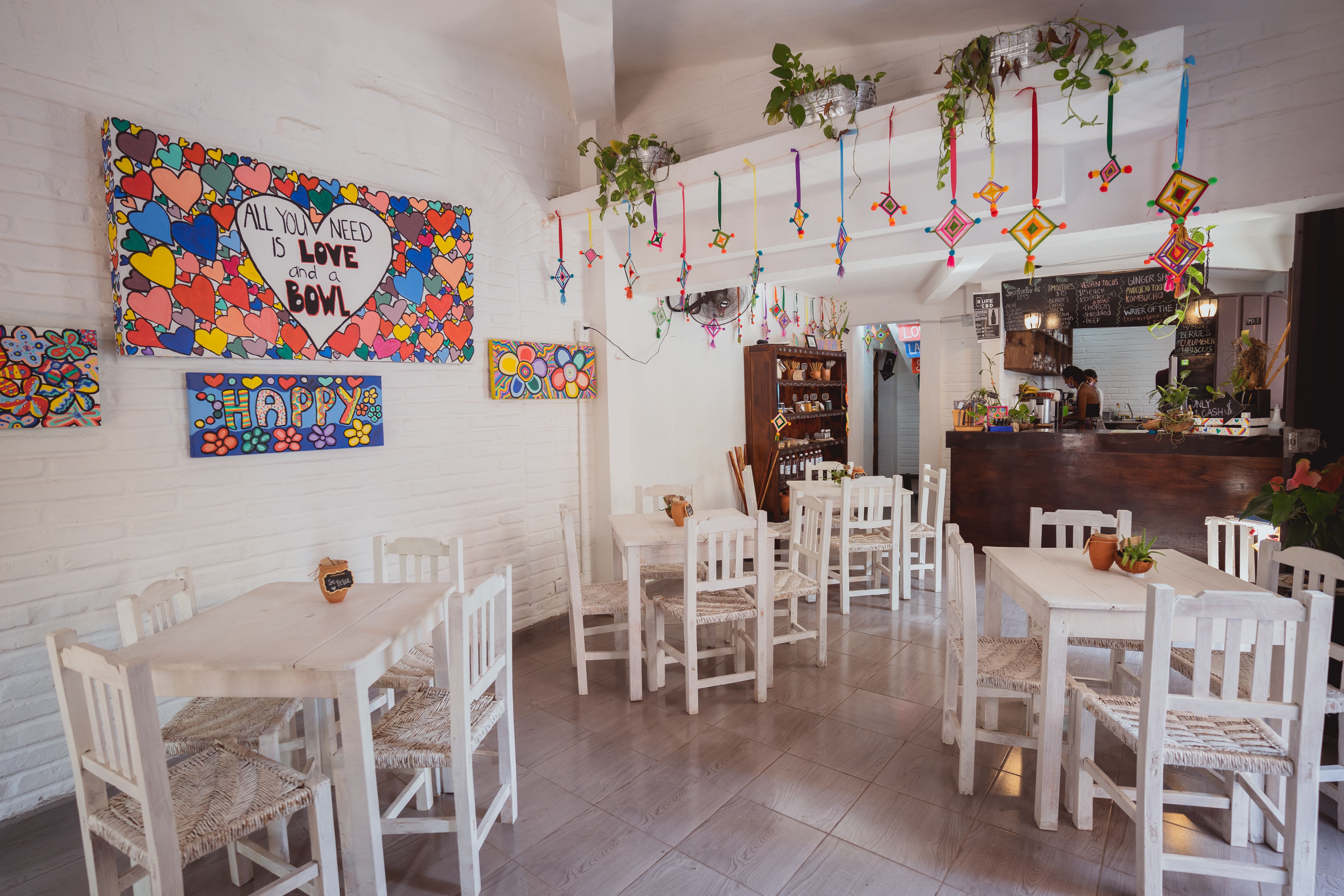 Dicas de decoração para restaurantes pequenos: ideias práticas e econômicas para transformar seu espaço