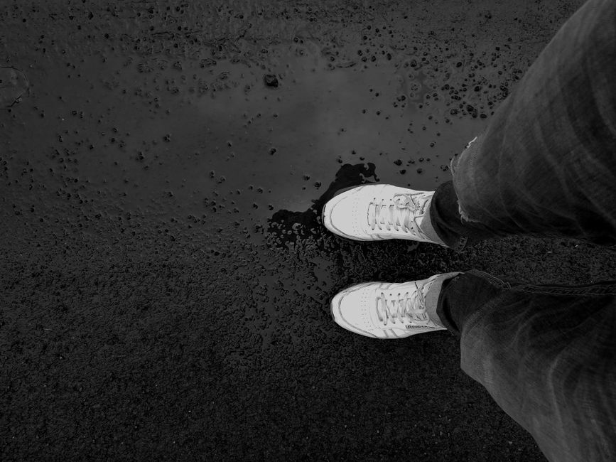 on cloud waterproof shoes on wet pavement sizing fit real world testing on cloud waterproof shoes on wet pavement sizing fit real world testing