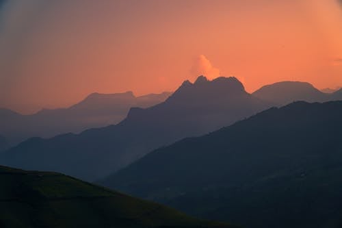 Immagine gratuita di alba, cielo, collina
