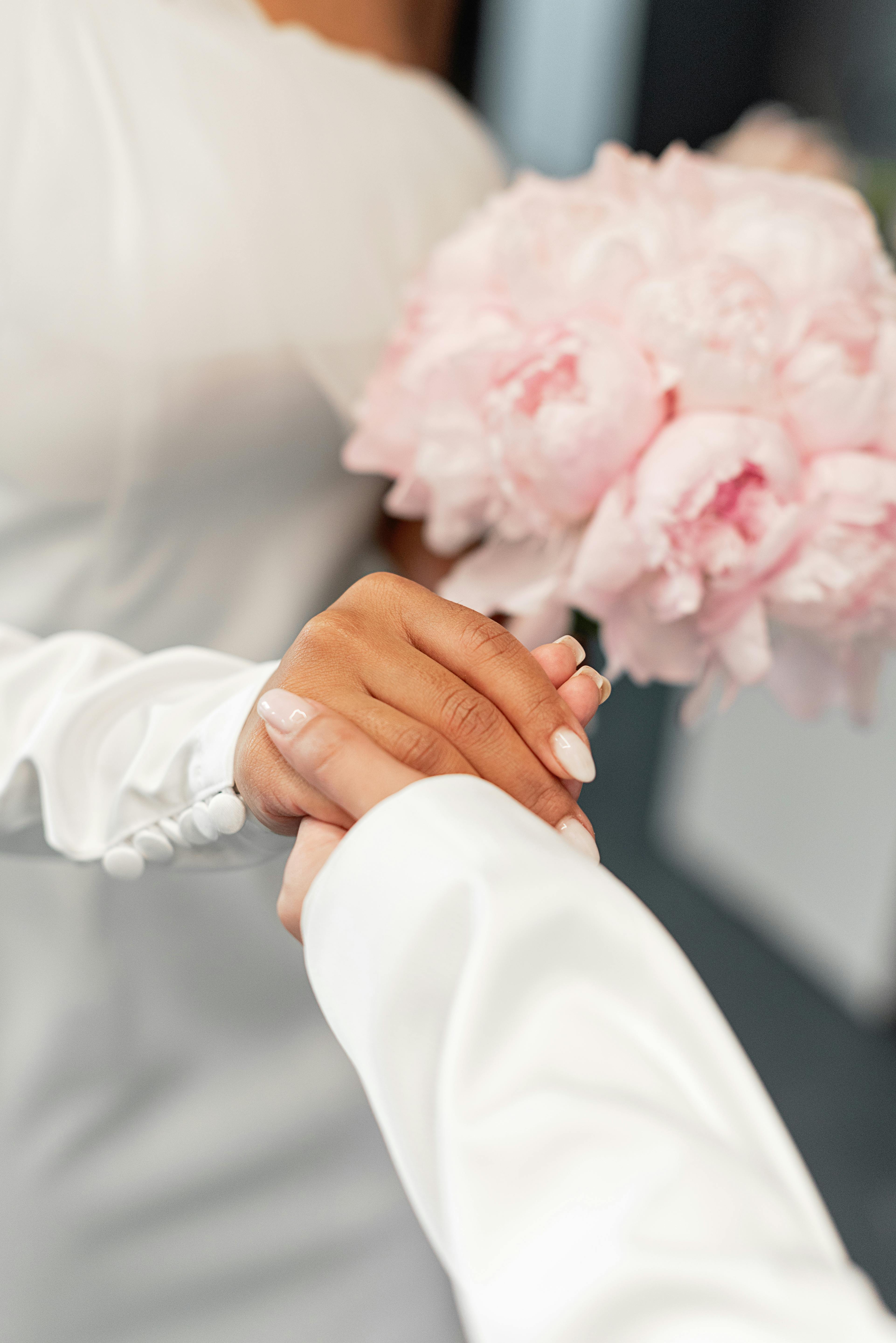 hands of newlywed