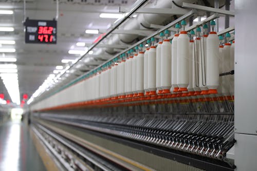 Foto profissional grátis de dentro de casa, empresa, local de produção industrial