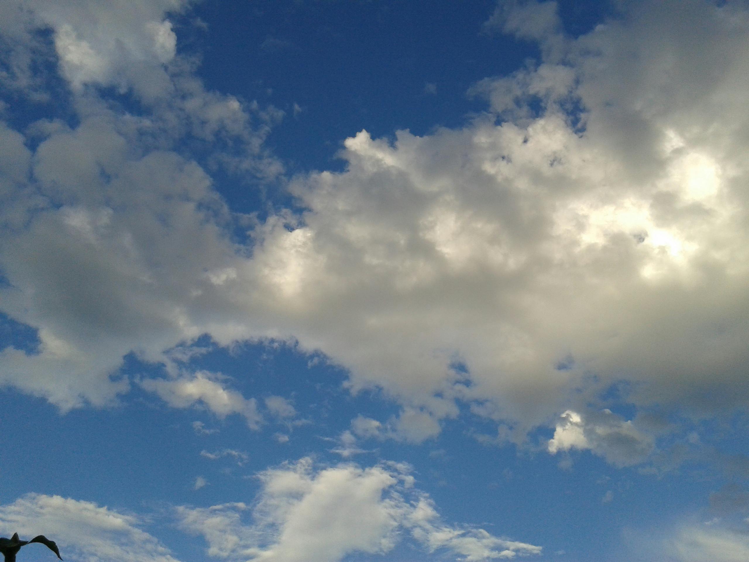 free-stock-photo-of-blue-clouding-clouds