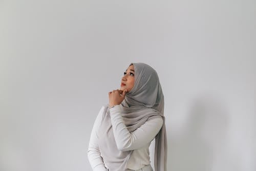 Kostnadsfri bild av asiatisk kvinna, hijab, kvinna