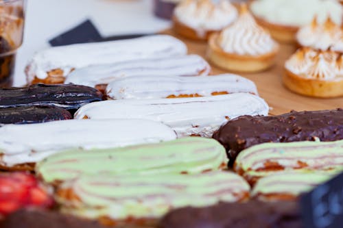 Gratis lagerfoto af bagværk, brød, donuts