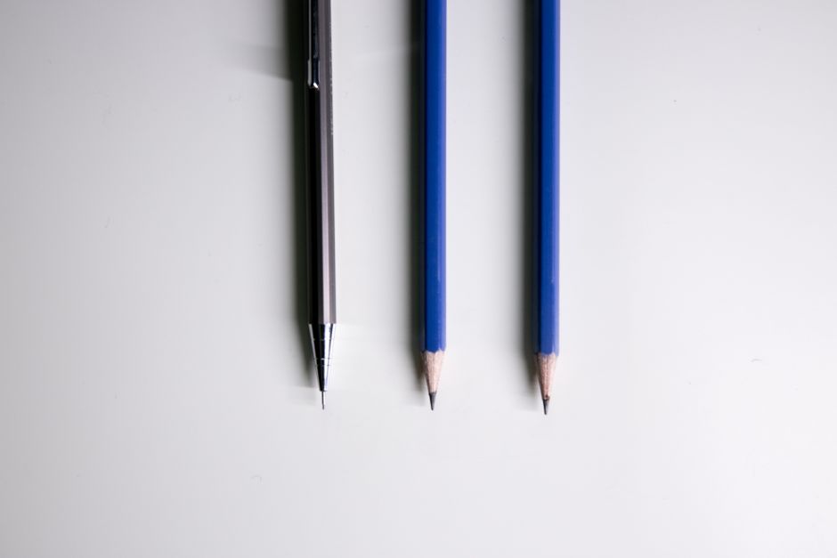 Best Soft Graphite Pencils for Sketching in a Small Berlin Apartment – My Honest Review