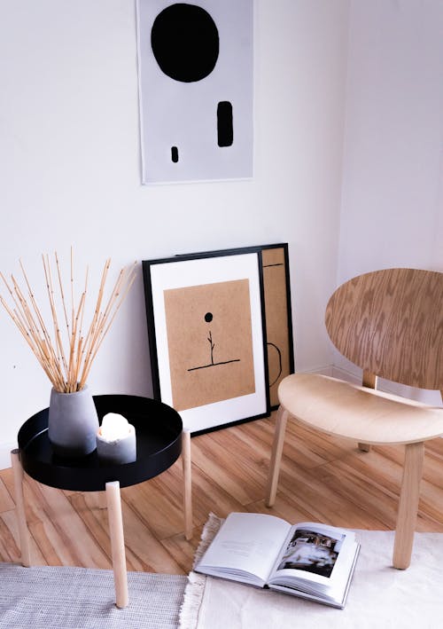 Darmowe zdjęcie z galerii z bukiet, dywan, krzesło