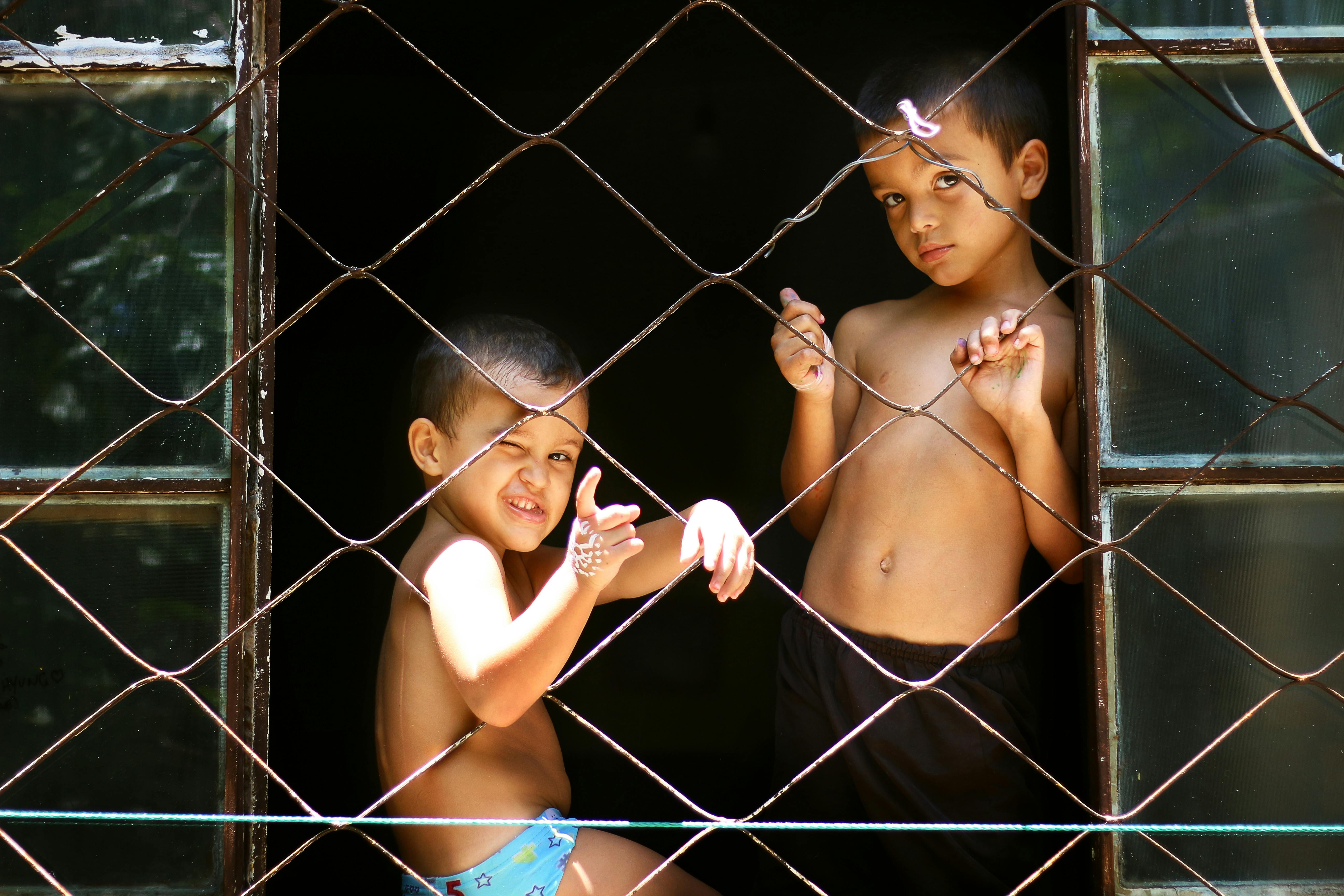 #ToddlerSkincare: the ‘dark and exploitative’ world of children’s beauty videos on TikTok — Photo by Tuka Porto  Photographer