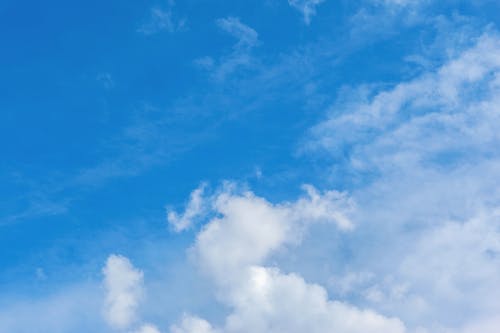 Ilmainen kuvapankkikuva tunnisteilla pilven muodostuminen, sininen taivas, white-pilvet