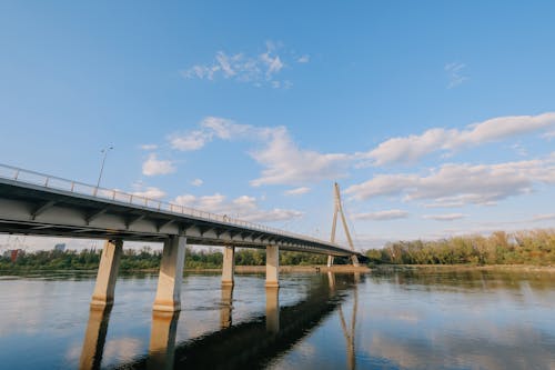 Безкоштовне стокове фото на тему «архітектура, бетон, міст»