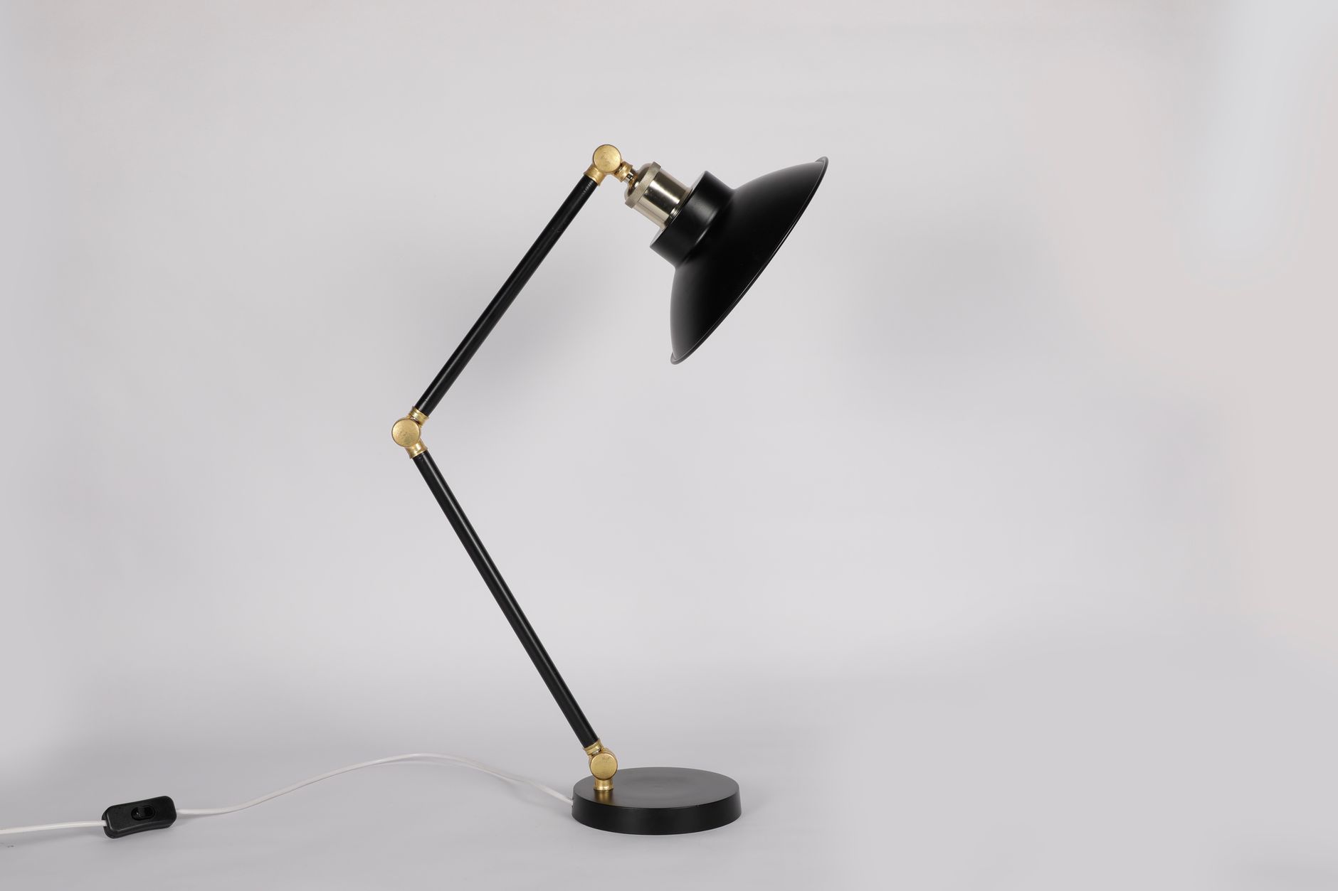 Minimal Desk Lamp