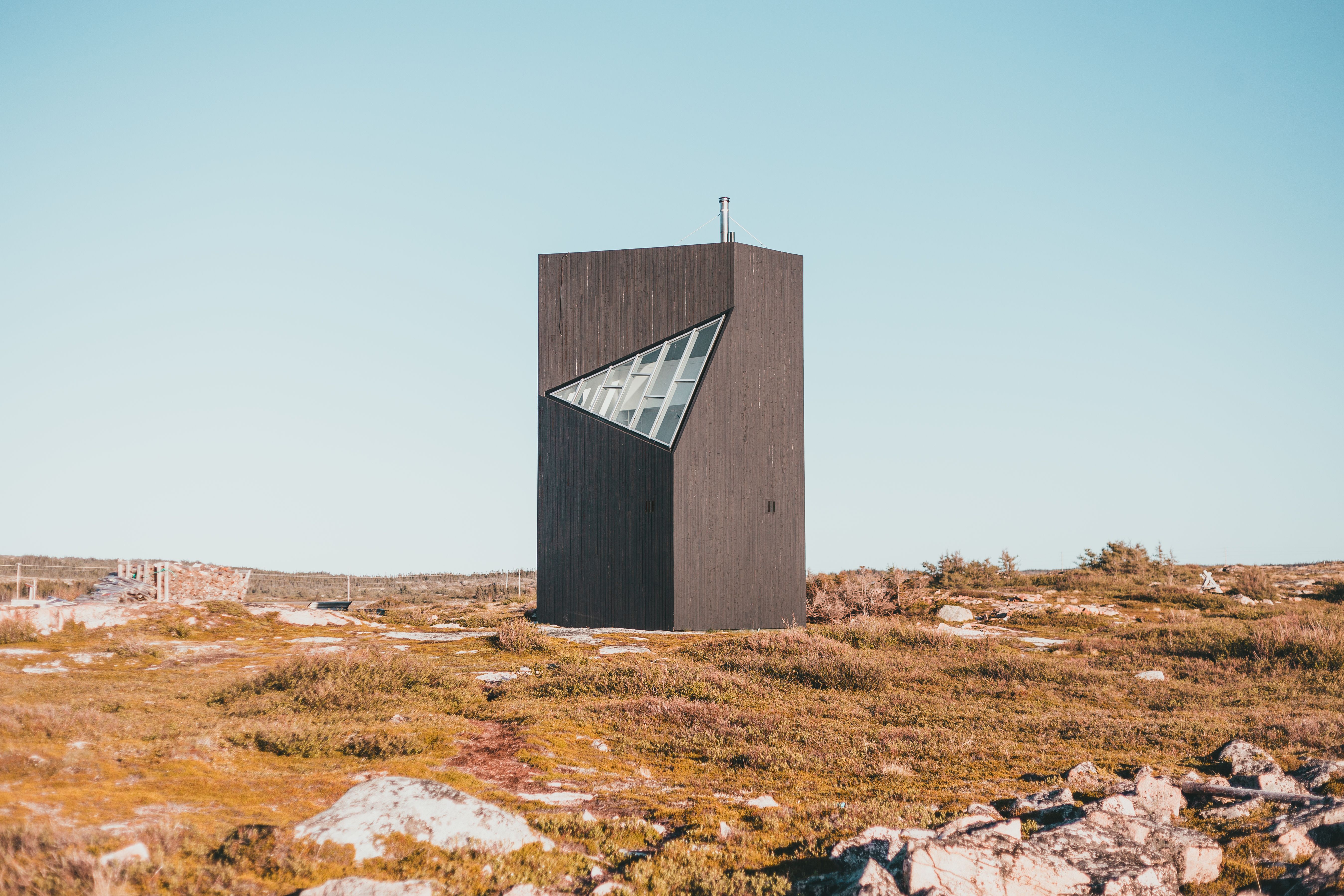 Outpost XL 7 exterior — photo by Erik Mclean on Pexels