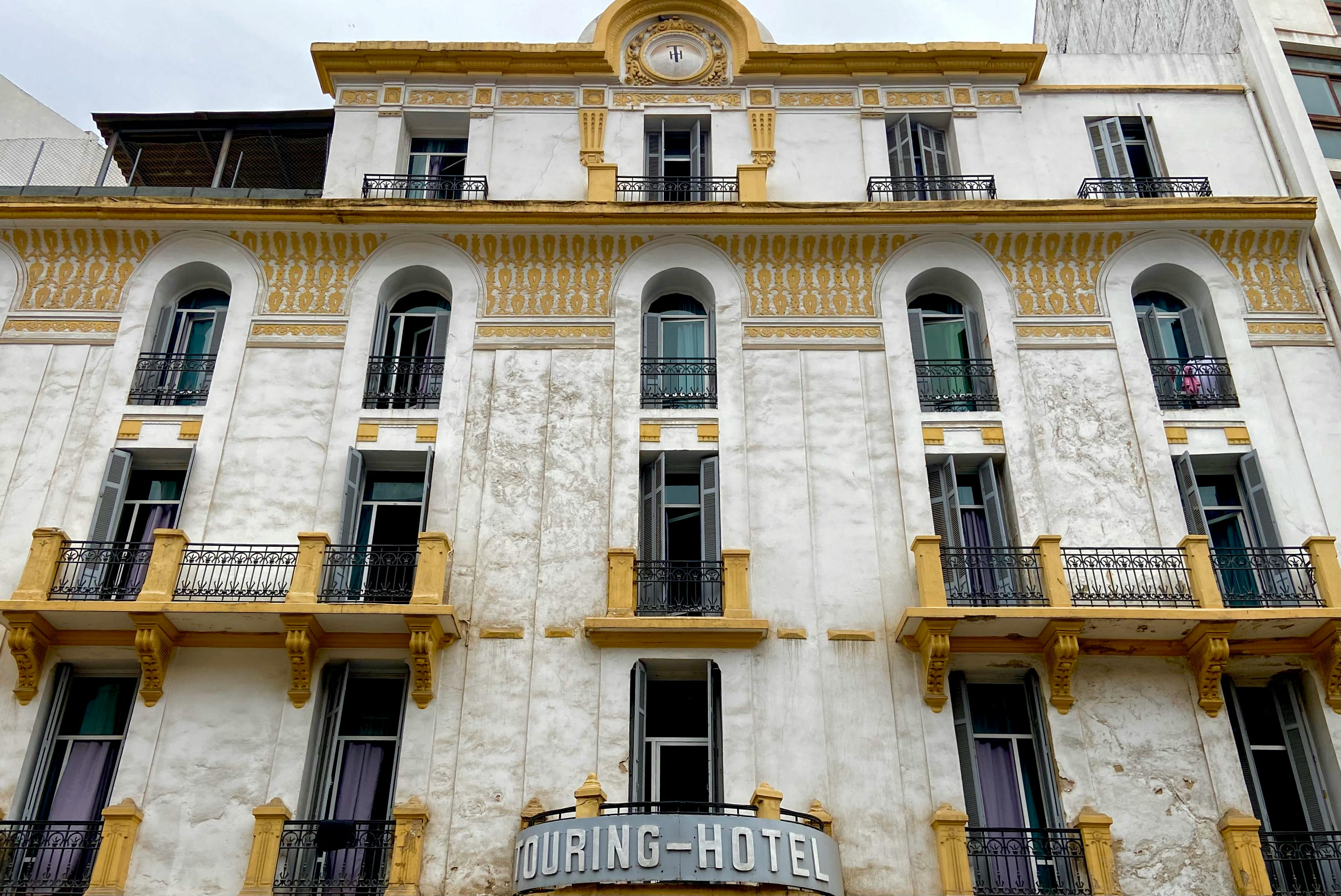 Low US hotel bookings paint grim hospitality picture at the World Cup — Photo by Abdel Achkouk on Pexels