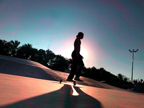 Immagine gratuita di fare skateboard, ombra, ragazzo