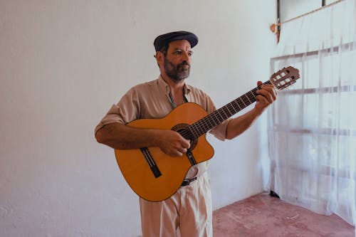 Photos gratuites de à l'intérieur, Argentine, béret