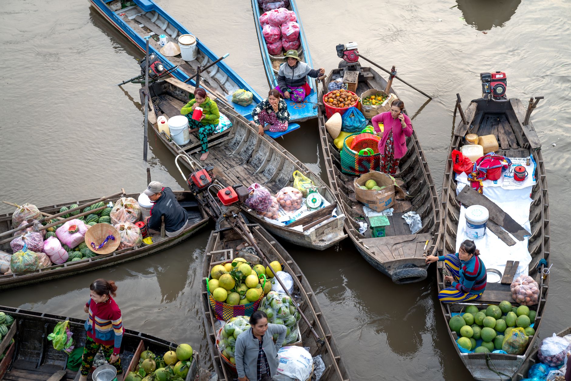Thương mại điện tử & Social Commerce FMCG: Thích ứng và bứt phá trong năm 2026
