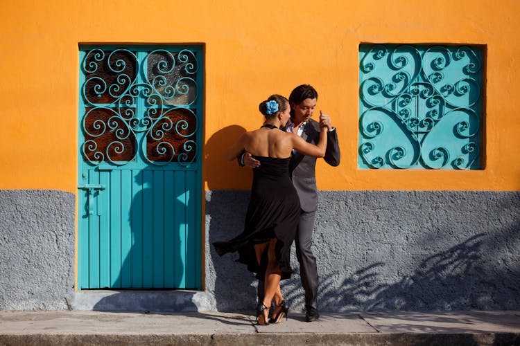 Man And Woman Dancing Tango