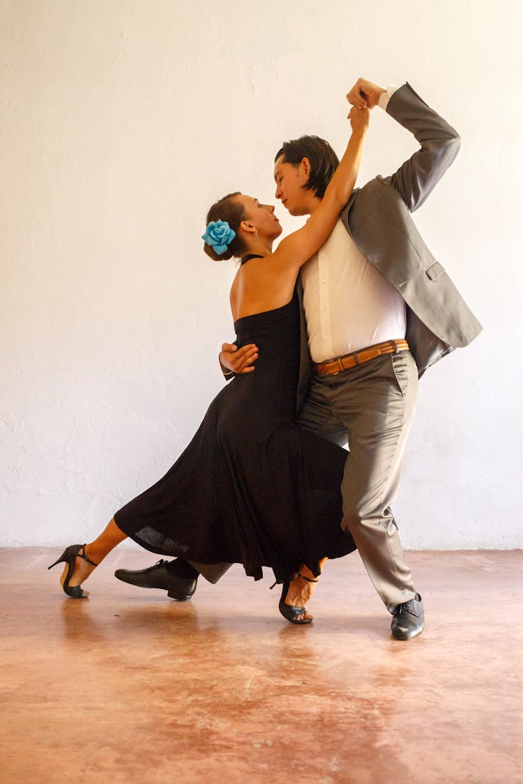 Man And Woman Dancing Tango