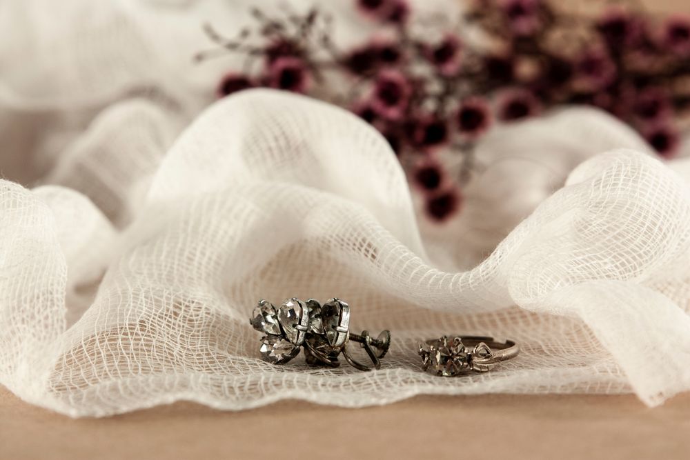 Handcrafted silver ornaments and anklets