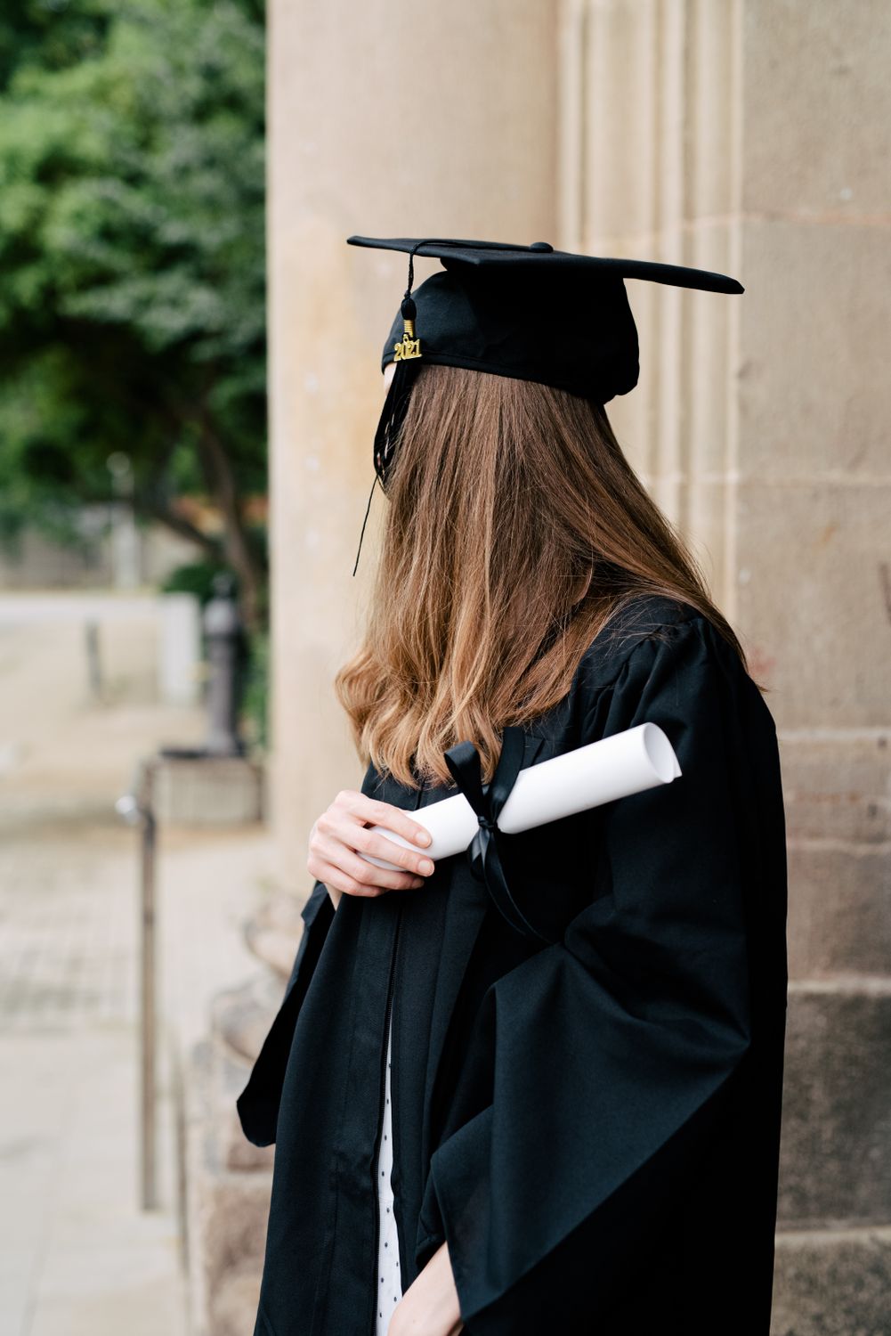 Study Graduate Clothes Newly Graduate Student in Black Academic Dress · Free Stock Photo